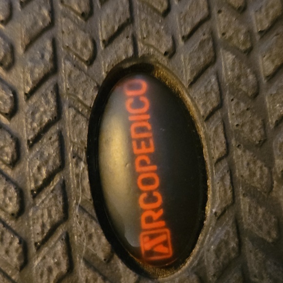 Shoes - Picture 3 of 4